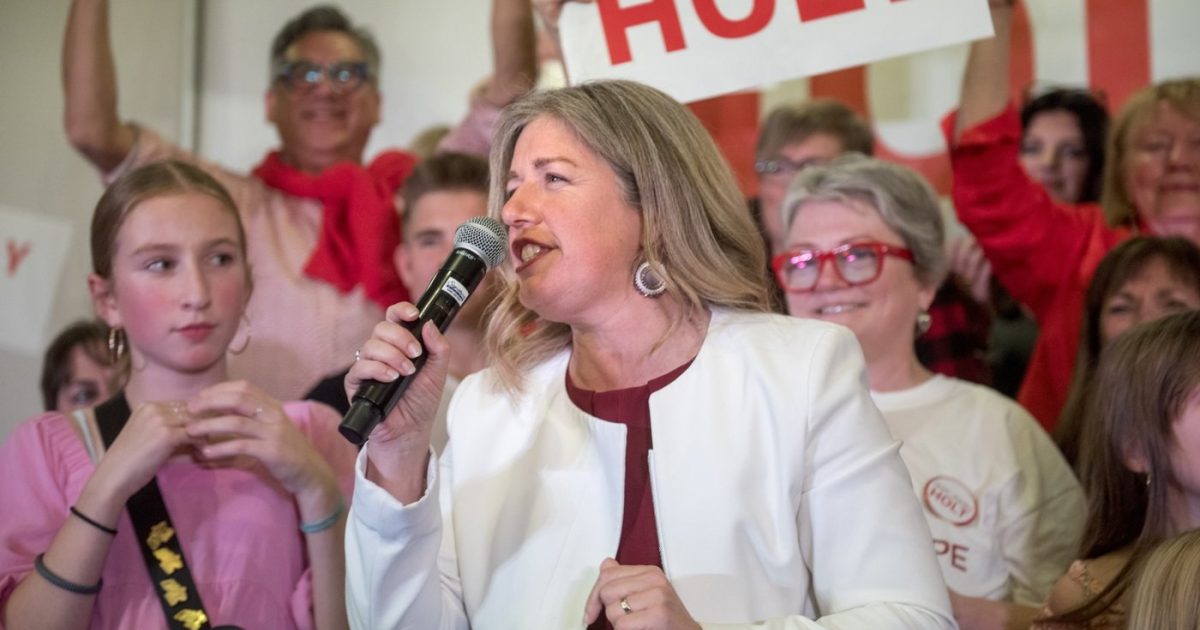 National Newswatch With Liberal election win, First Nations in N.B.…