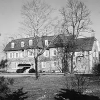 A modest proposal for 24 Sussex Drive