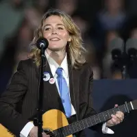 Harris brings in Maggie Rogers as she tries to fire up college-age voters in battleground Michigan