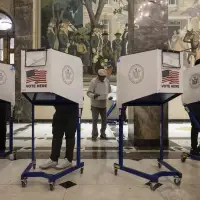 Voting period marked by massive early turnout ends with few problems, generally smooth Election Day