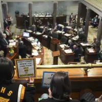 Tennessee GOP passes school voucher expansion bill with backing from Trump