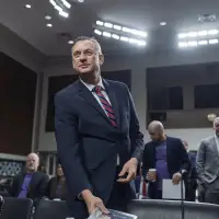 VA nurses are in short supply. Unions say Trump's deferred resignation plan could make things worse