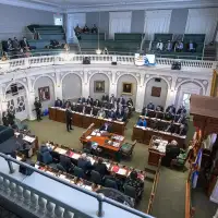 N.S. opposition challenges government to sit in legislature for more than eight days