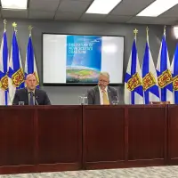 Nova Scotia moves forward with plan to force municipalities to protect coastlines