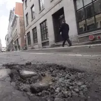 'Significant issue': Spring freeze and thaw leads to more potholes on Ontario roads