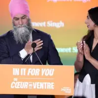 Jagmeet Singh concedes seat, steps down as leader as NDP loses party status