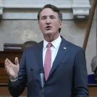 Youngkin cuts $900 million from amended Virginia budget ahead of economic uncertainty