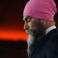 Former NDP leader Jagmeet Singh apologizes for attending Kendrick Lamar show