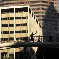 Family sues over US detention in what may be first challenge to courthouse arrests involving kids