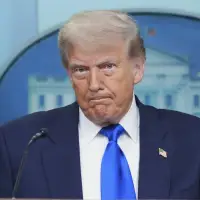 Trump is expected to sign an executive order ending US sanctions on Syria