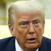 Trump announces more trade deals as deadline looms for higher tariffs on Canada