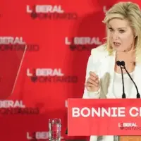 Crombie vows to fight on in face of Ont. Liberal leadership challenge