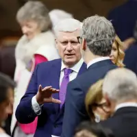 Harper says Carney team sought his trade advice, suggests looking outside U.S.