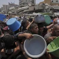 Trump says US will partner with Israel to run additional food centers in Gaza, but details are scant