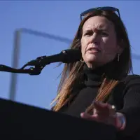 Arkansas Gov. Sarah Huckabee Sanders to take first trip to Israel since her father became ambassador
