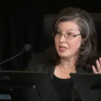 Ottawa's top HR official aims to reduce excess senior executives in public service: memo