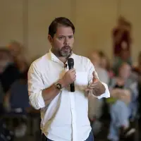 Hundreds cheer Arizona Sen. Ruben Gallego as Democrats take offensive against Trump's tax bill