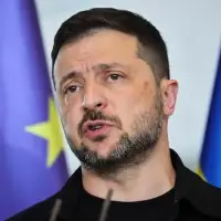 Trump tells Zelensky that Putin demands more control of Ukraine, urges Kyiv to make a deal