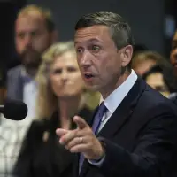 Democratic leaders withdraw measure clarifying the party position on the Israel-Hamas war