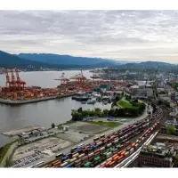 Canadian Economy Shrinks 1.6% as Trade War Crushes Exports