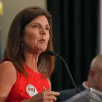 South Carolina GOP governor hopefuls clamor to show Trump ties, as Evette launches race's first ad