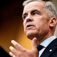 Carney meets with cabinet amid an unresolved trade war and looming budget