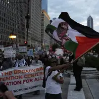 Chicago churches urge calm resistance ahead of expected federal intervention