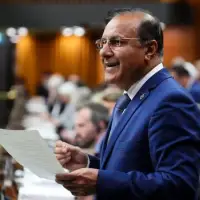 Treasury Board president says ministers have identified nearly 500 ways to cut red tape