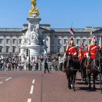 Canada spent $125K to send soldiers to guard Buckingham Palace for 10 days