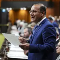 Treasury board president "looking into" potential changes to return to office rules