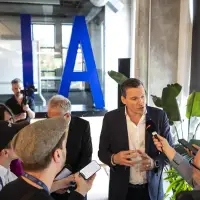 Ottawa drafting public registry of AI projects as tech spreads through government