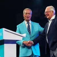 Nigel Farage hails Preston Manning as his ‘inspiration,’ as Reform UK surges in polls