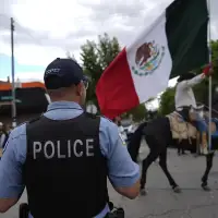 Chicagoans change routines as immigration crackdown looms. Some carry passports and avoid stores