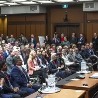 Carney cabinet shuffle speculation grows alongside backbench ‘grumbles’ as Grits gather in Edmonton