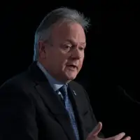 Canada and U.S. ‘sliding in the direction’ of a recession: Poloz