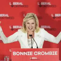 Bonnie Crombie to face Liberal leadership test as party members gather for AGM