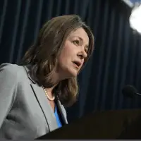 Premier Smith's Alberta Next panel met with praise, pushed to act in Grande Prairie