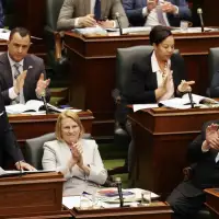 Ontario eyes challenging labour market amid tariffs, lower population growth