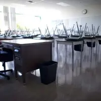 Alberta to launch ad campaign as strike looms in contract standoff with teachers