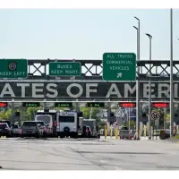 After ICE Raids, Canada Sees Surge in Migrants Crossing Border Through New York