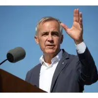 'Wake Up': Bank CEO Urges Carney to Fight US With Radical Tax Cuts