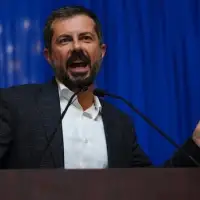 Potential presidential candidate says U.S.-Canada relations going through 'storm' provoked by Trump government