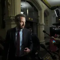 In-office rules for public servants thwarting plan to sell off space, government says