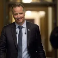 Delayed F-35 review ‘not slowing anything down,’ says SecState for defence procurement Fuhr