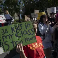As strike looms, teachers, Alberta government say up to other side to restart talks