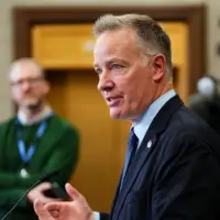 No new timeline for F-35 decision, Carney to decide ‘when he’s ready’: Fuhr