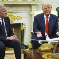 CP NewsAlert: Carney arrives at White House for meeting with Trump