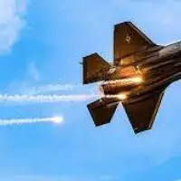 It's 'full steam ahead' for the F-35 program until told otherwise, defence official says