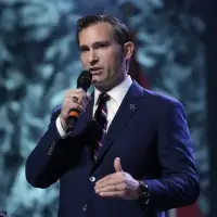 Trump-backed Van Epps and Democrat Behn win Tennessee primaries for US House special election