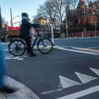 Ontario moving ahead with Toronto compromise on bike lanes despite appeal